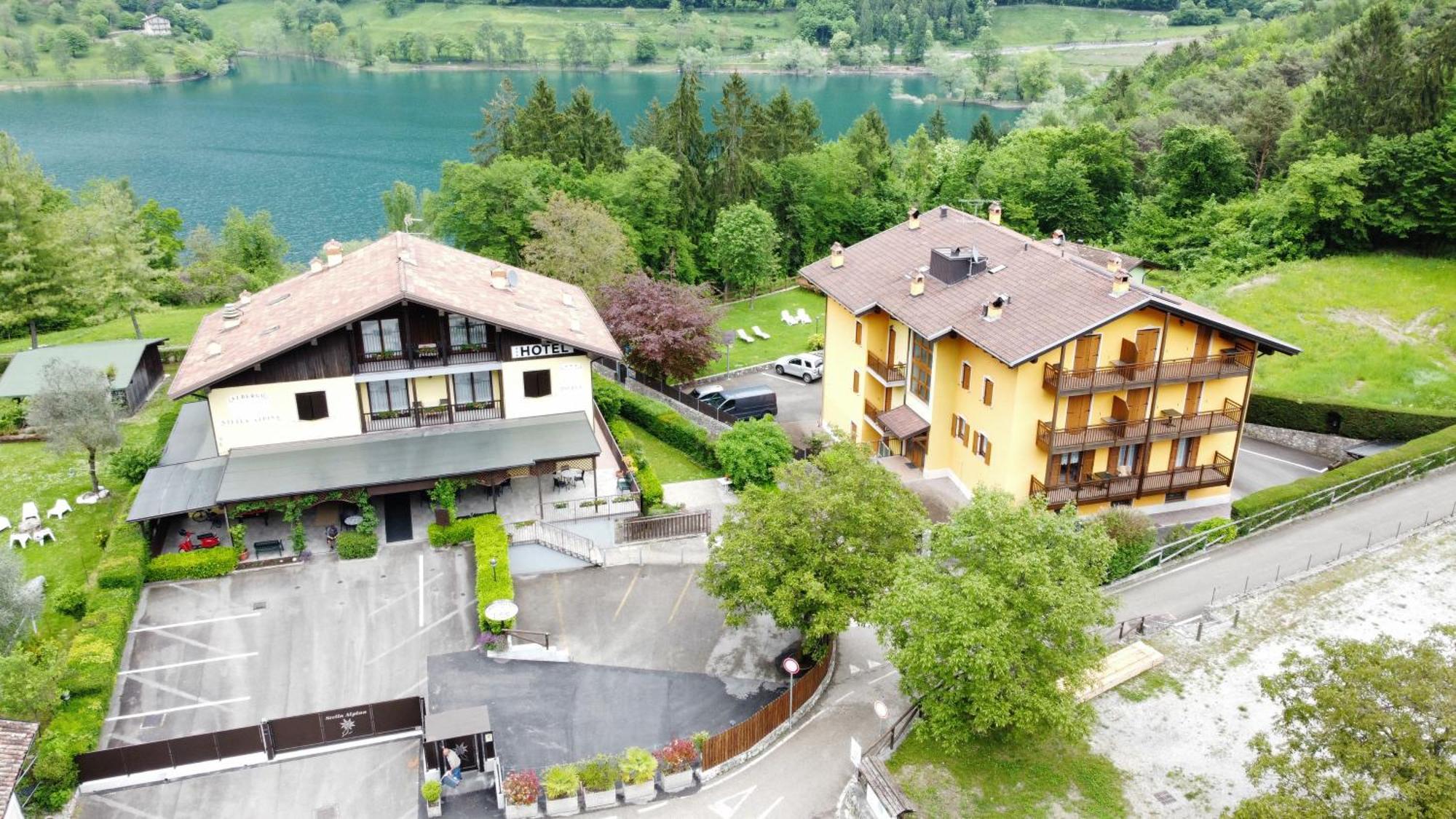 Albergo Stella Alpina Tenno Exterior foto