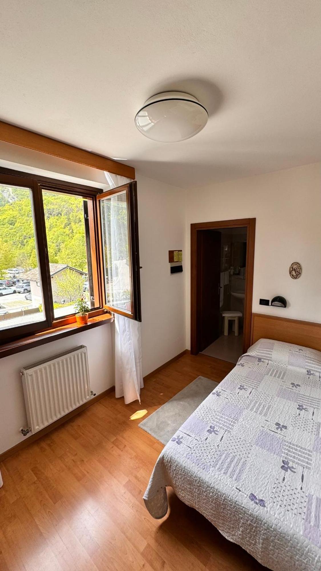 Albergo Stella Alpina Tenno Exterior foto