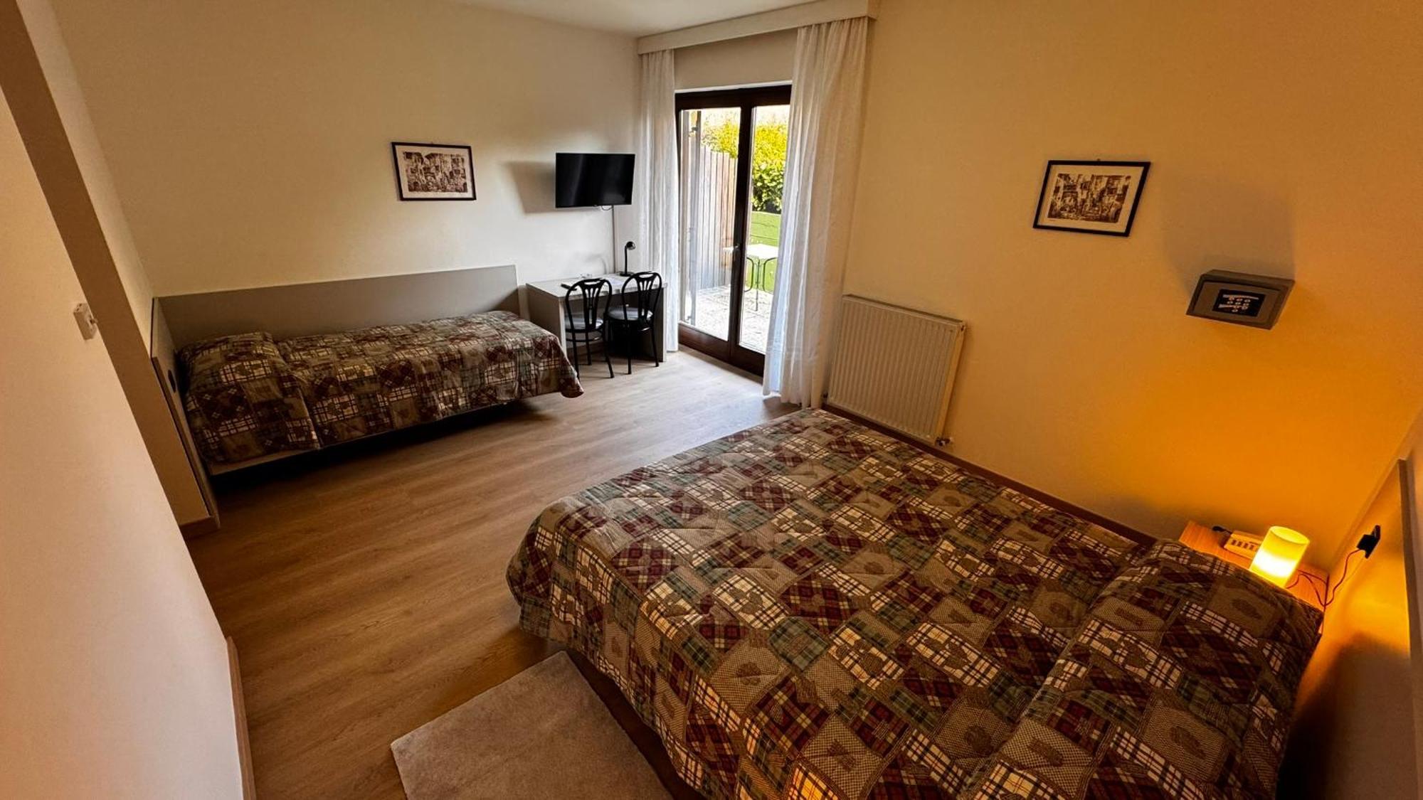Albergo Stella Alpina Tenno Cameră foto